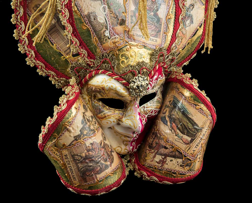 Masque Miniature Jolly Joker Doré Rouge « Impératrice et Tempérance » – Artisanat Authentique de Venise