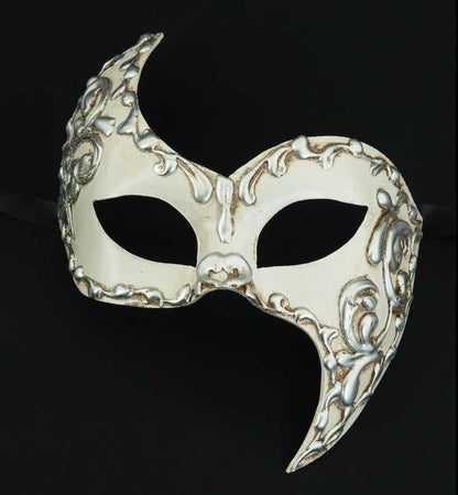 Masque Fantasme Écru et Argenté – Artisanat Authentique de Venise