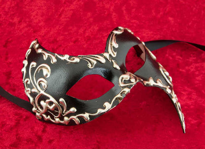 Masque Fantasme Noir et Argenté – Artisanat Authentique de Venise