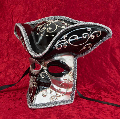 Masque Vénitien Casanova de Luxe – Bauta Musica Noir et Argent – Artisanat Authentique de Venise
