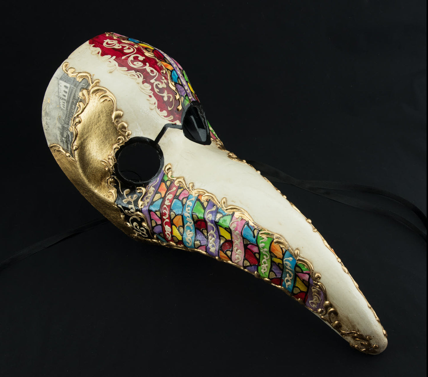 Masque Docteur de la Peste Place Saint-Marc – Artisanat Authentique de Venise