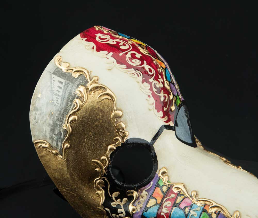 Masque Docteur de la Peste Place Saint-Marc – Artisanat Authentique de Venise