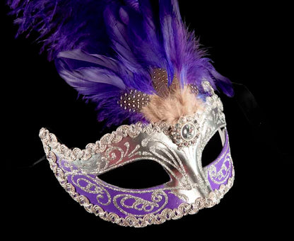 Masque Colombine à Plumes Violet Argenté – Artisanat Authentique de Venise