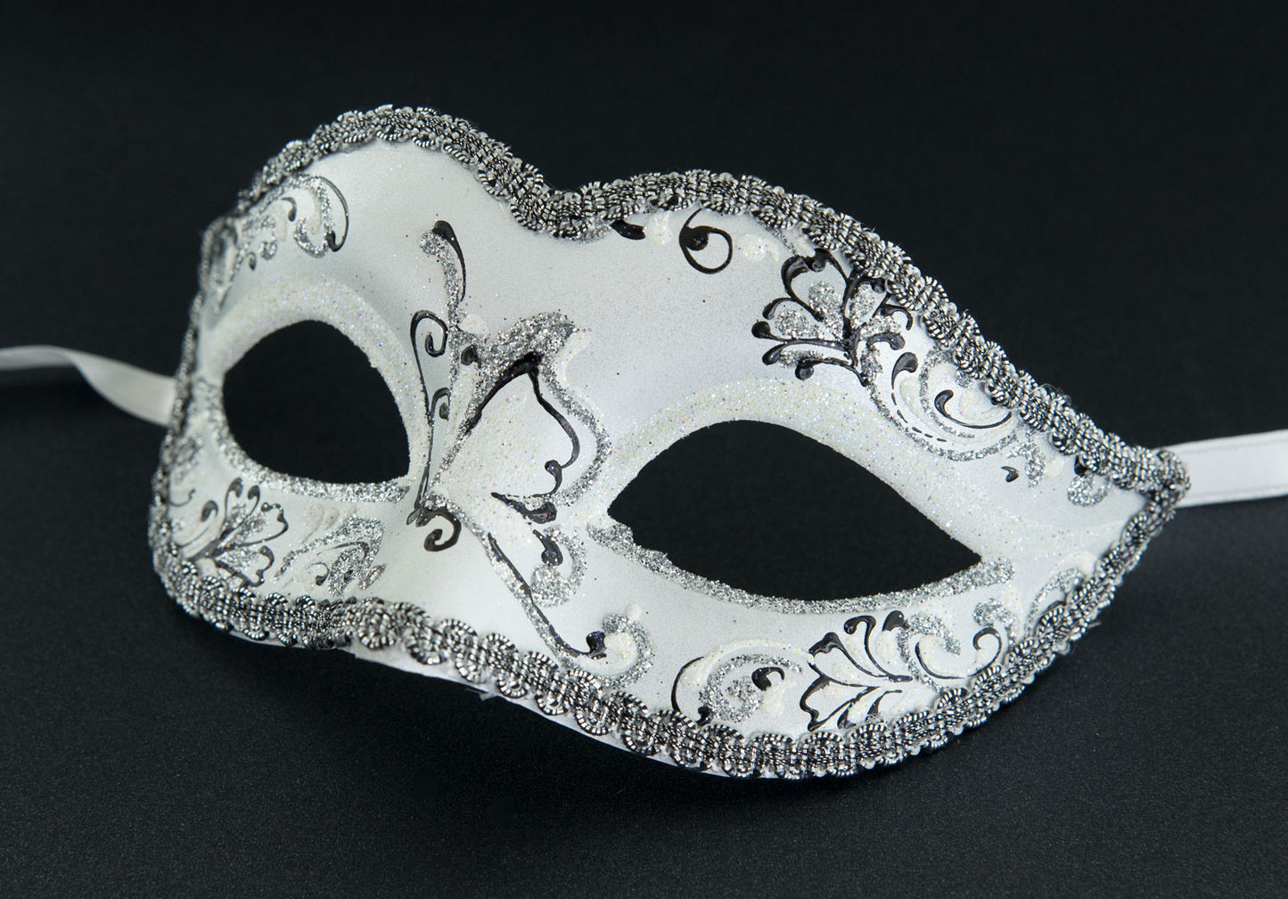 Masque de Venise Colombine Blanc Argenté pour Petit Visage – Artisanat Authentique de Venise