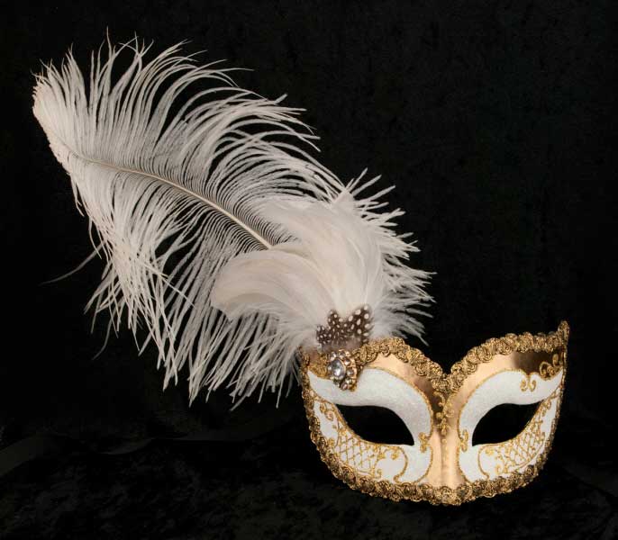 Le Masque Et La Plume Decision To Leave MASQUE DE VENISE COLOMBINE A PLUMES AUTRUCHE BLANC DORE-masques à